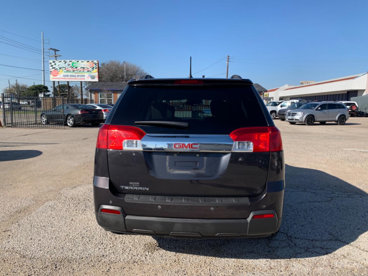 2013 Gray /gray GMC Terrain (2GKALUEK7D6) with an SLT 2WD 4 Cylinders K 2.4L FI FFV DOHC 145 CID engine, AUTOMATIC transmission, located at 1830 North Belt Line Road, Irving, TX, 75061, (469) 524-0199, 32.834373, -96.993584 - Photo#2